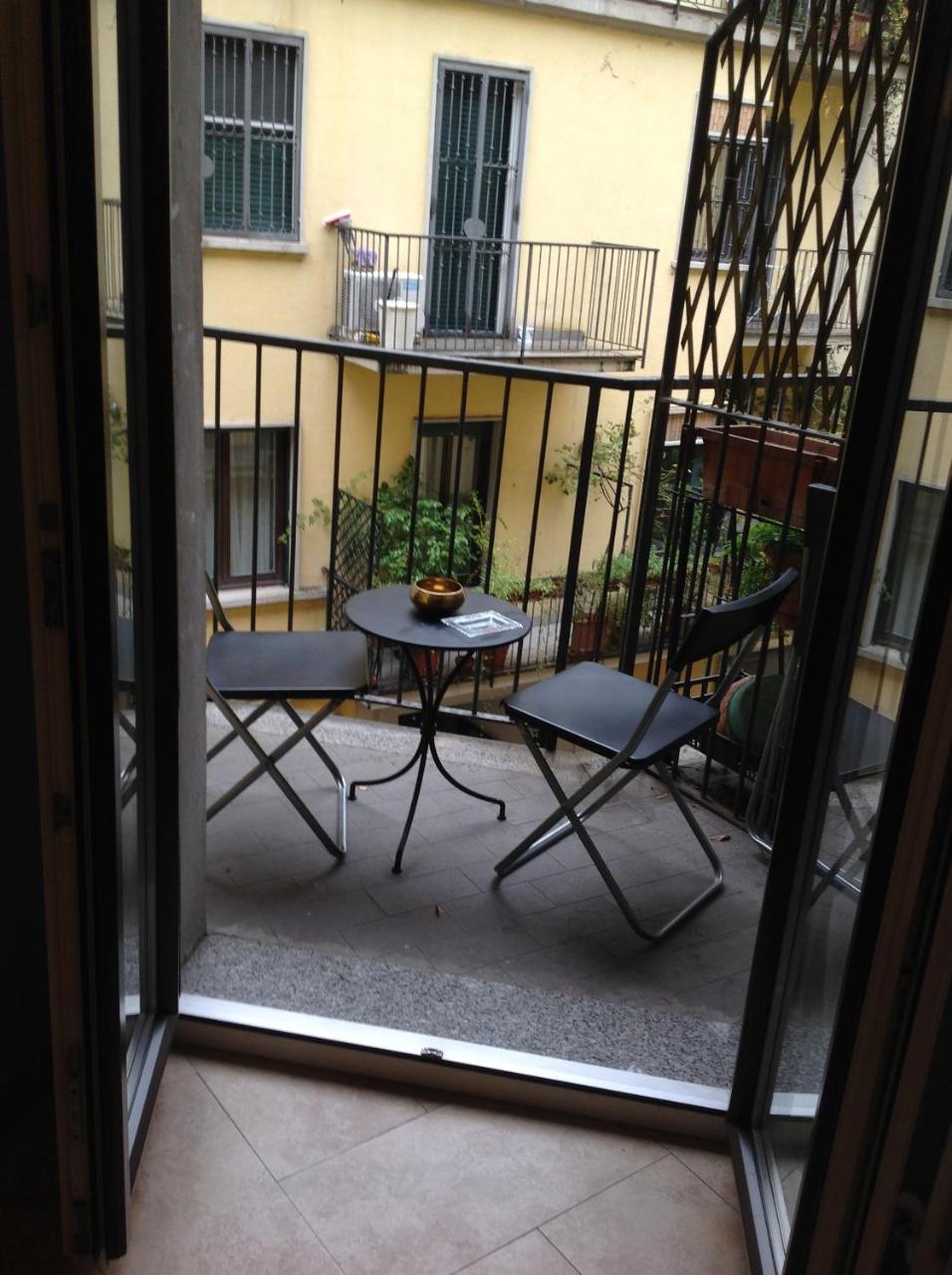Chiossetto House Apartment มิลาน ภายนอก รูปภาพ